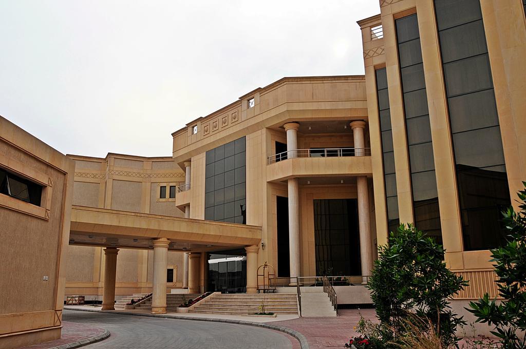 التنفيذيين - العزيزية فندق 3*